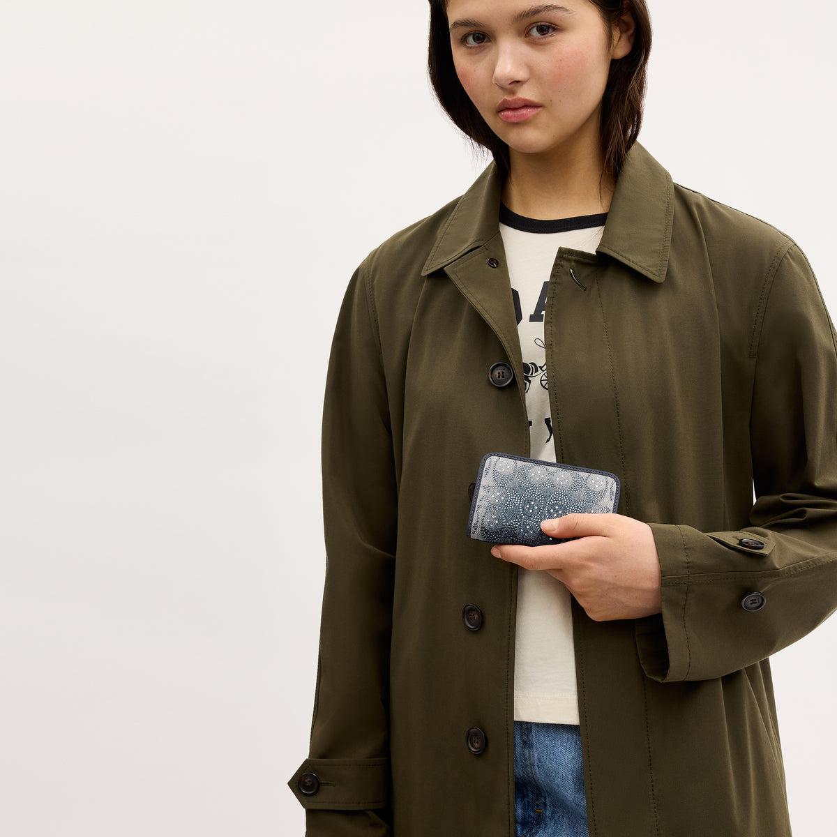Coach | Tarjetero Essential Slim de Denim con Cristales